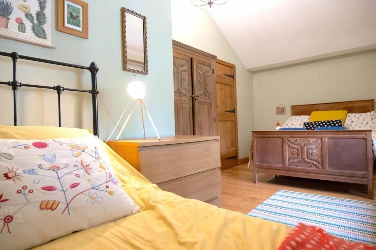 Lovely Property In The Heart Of Somerset, Sleeps 9 쉡튼말렛 외부 사진